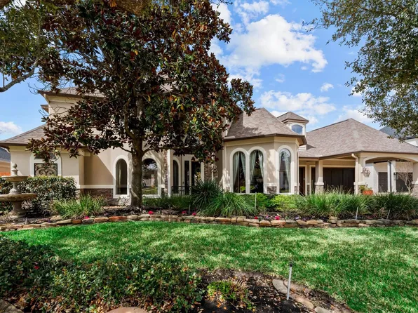 15714 Medina Lake Ln, Cypress, TX 77429