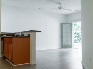 640 May St APT 3, Lansing, MI 48906