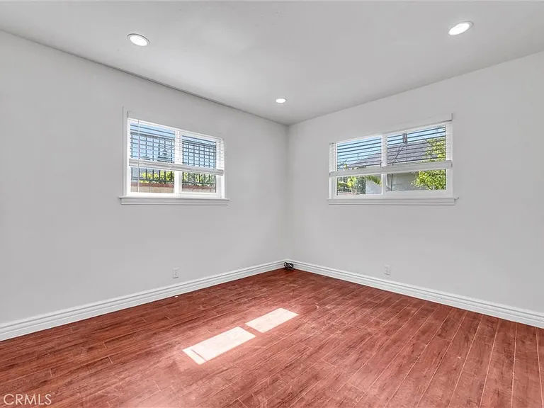 8801 Mays Ave — Photo 17