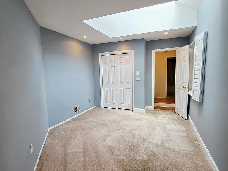 97 Cotswold Cir #2 — Photo 21