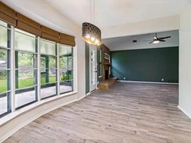 1620 Post Oak Dr — Photo 6