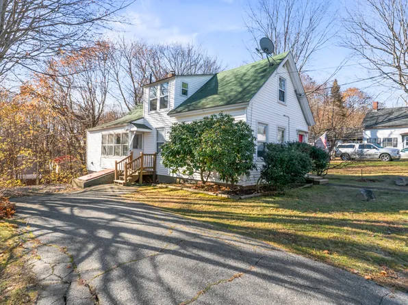 70 Spring Street, Gardiner, ME 04345