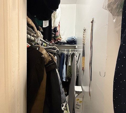 5th image of 309 W 72nd St APT 2D