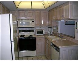 1st image of 400 Island Way APT 411