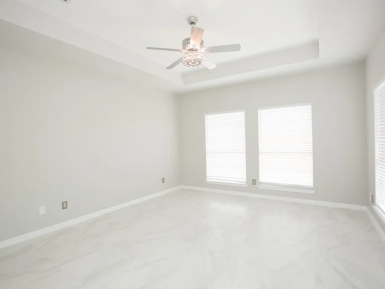 5814 Norfolk Ln — Photo 17