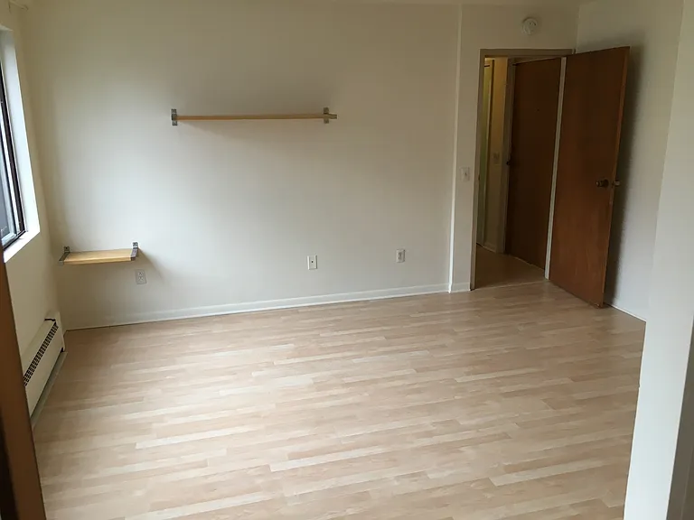 415 Wisconsin Ave — Photo 7
