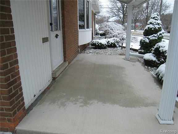 4th image of 3019 Westfield Ct