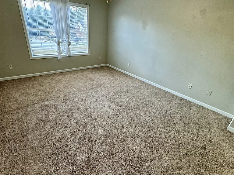 1071 Primrose View Cir — Photo 5