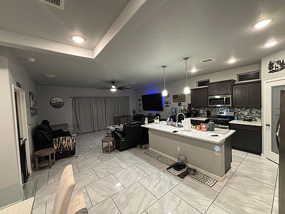 3rd image of 1093 Nickel Hill Ave