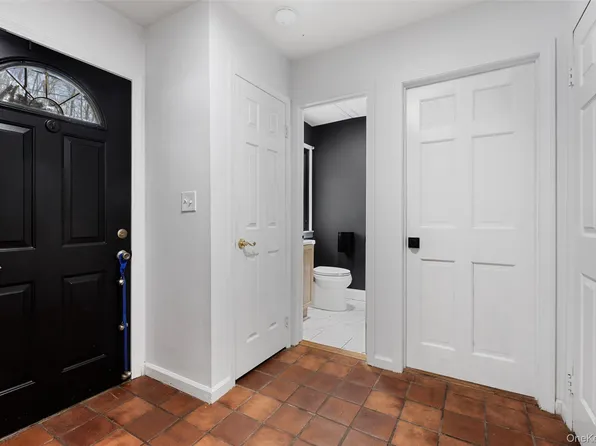 195 Peach Lake Road, Brewster, NY 10509