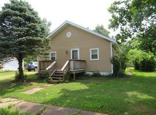 114 Marcia St, Wilsonville, IL