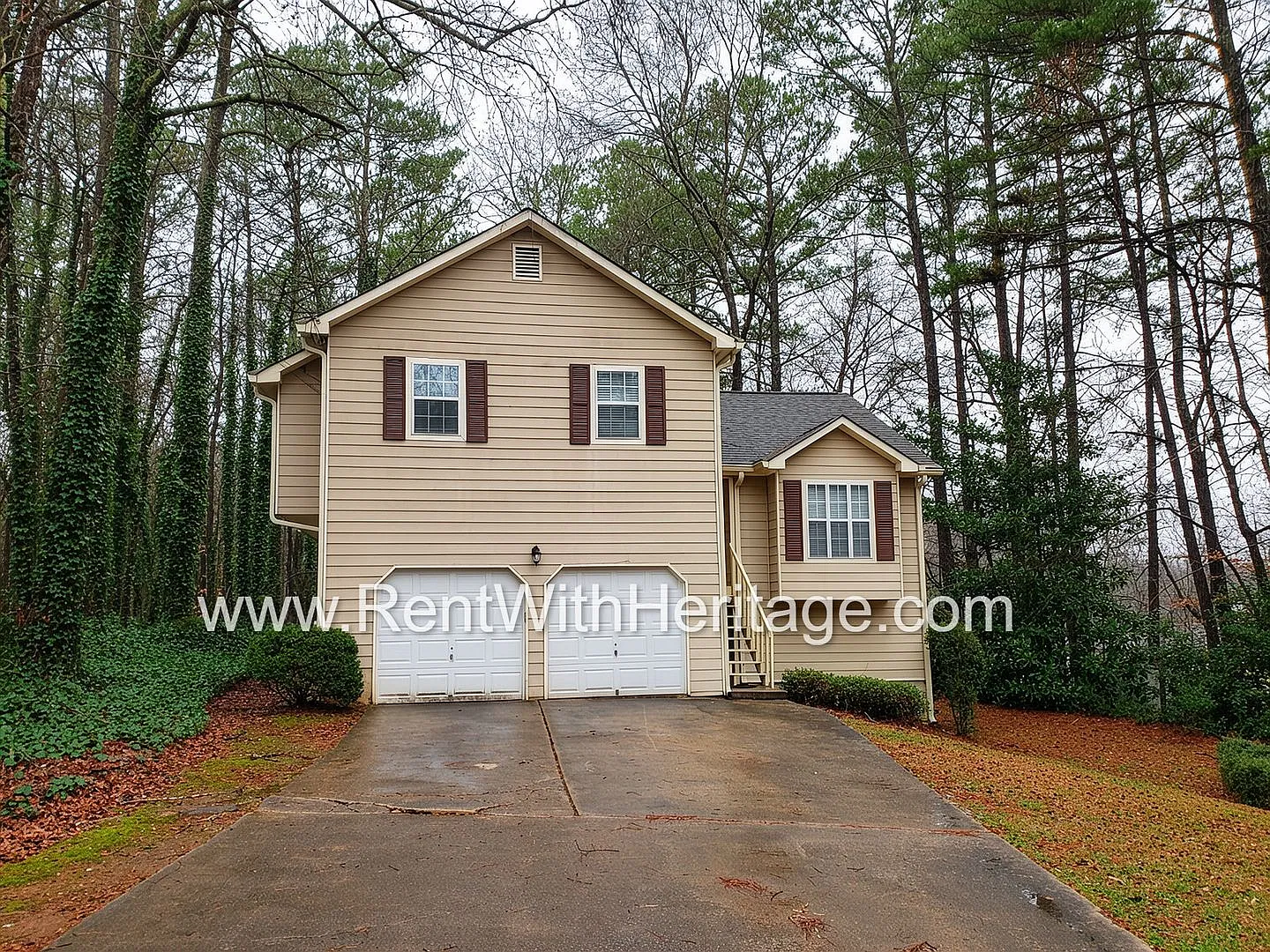 Wow!...Awesome 3bd / 2.5 Bath / Great Location / Upgrades Galore/ Awesome Workshop Too!! — Photo 2