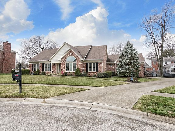 2nd image of 8405 Saint George Ln