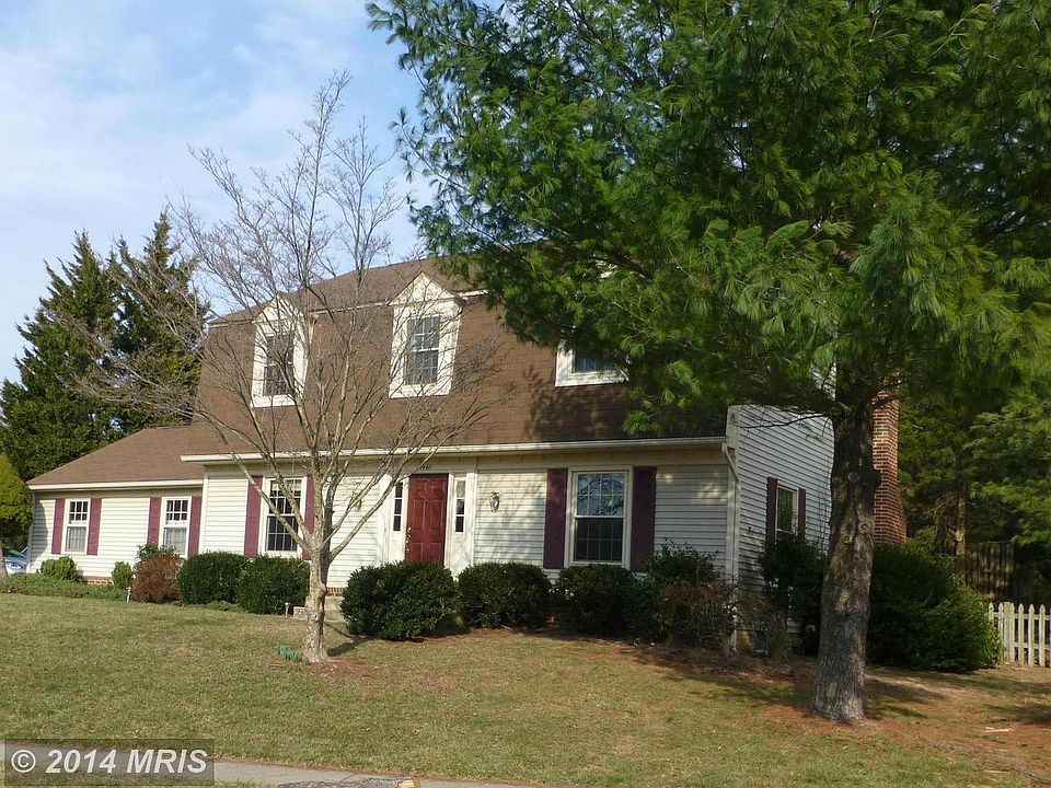 1st image of 14411 Round Lick Ln