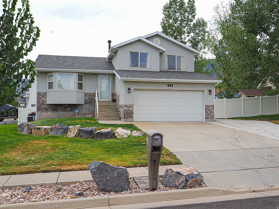 1st image of 554 N 7th St