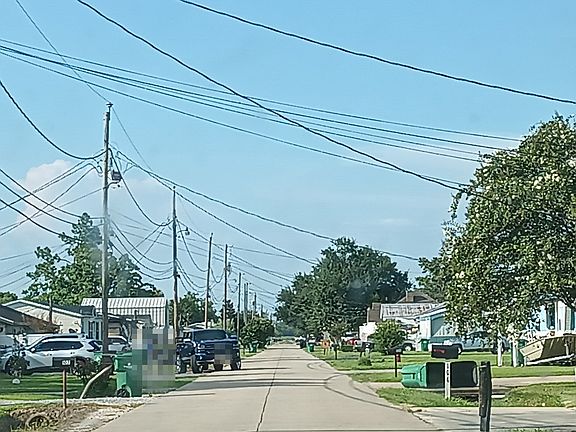 5th image of 201 Half Oak Dr