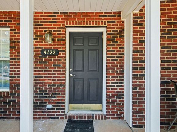 4th image of 4122 Birch Leaf Ct #202