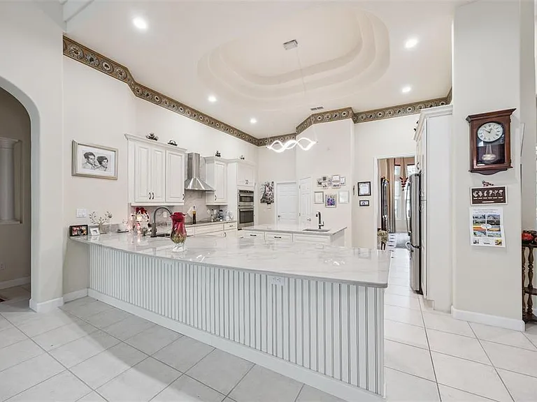 8742 Southern Breeze Dr — Photo 30