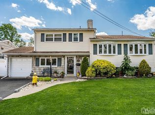 41 Trafalgar Dr, Colonia, NJ 07067