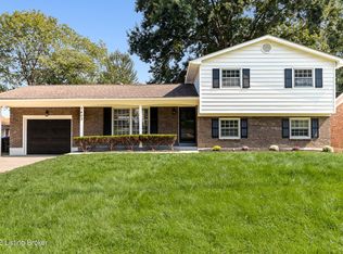 7403 Manslick Rd, Louisville, KY 40214