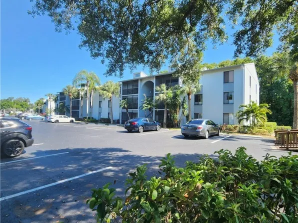 9610 Green Cypress Ln APT 11-C2, Fort Myers, FL 33905