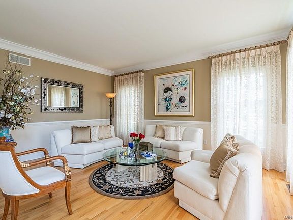 4th image of 5 McGuiness Ln