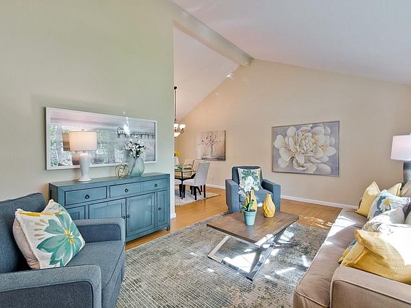 5th image of 3955 Wellington Sq