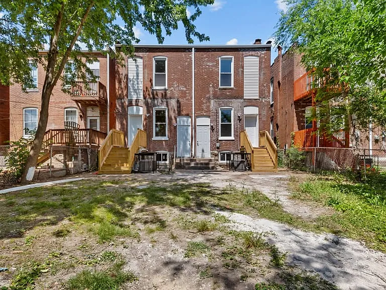 3226 Pennsylvania Ave #2F — Photo 9