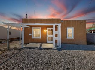 232 Candelaria Rd NW, Albuquerque, NM 87107