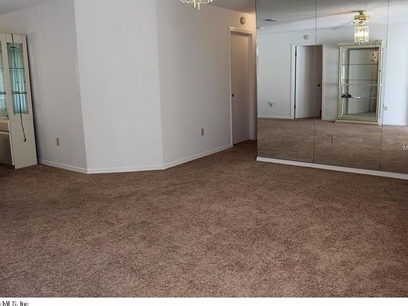 3rd image of 17700 SE 102nd Ter