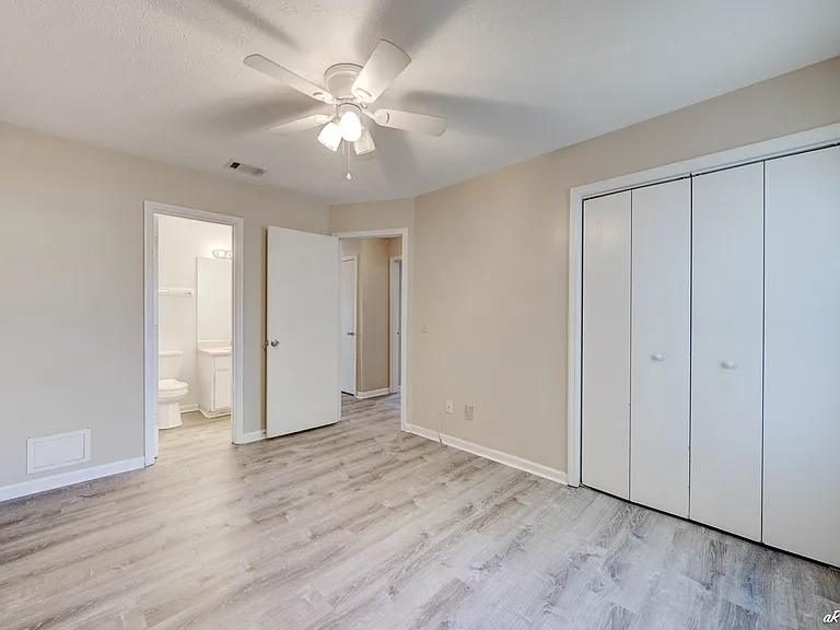 3722 Burnham Way — Photo 16