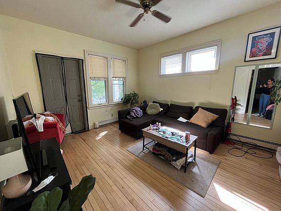 3rd image of 2933 N Weil St #2