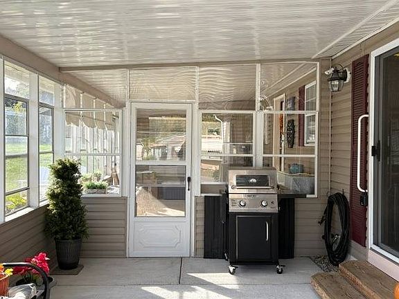 5th image of 226 Toucan St