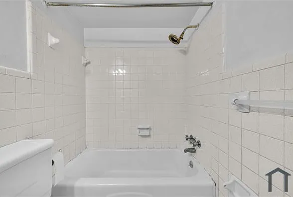 137 59th St N #3 — Photo 10
