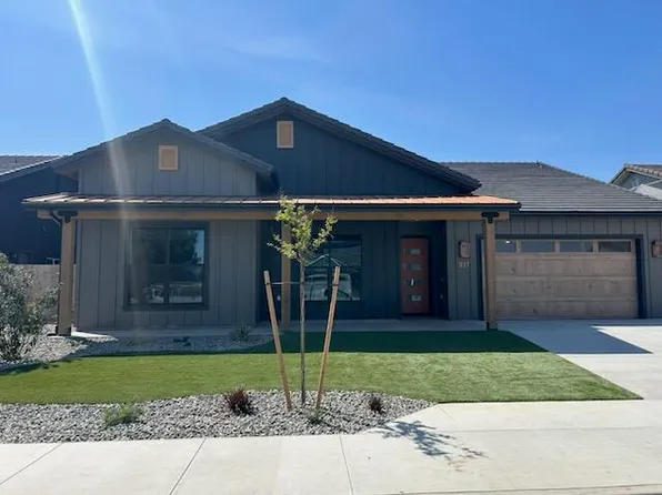 937 Hidden Ridge, Tulare, CA 93274
