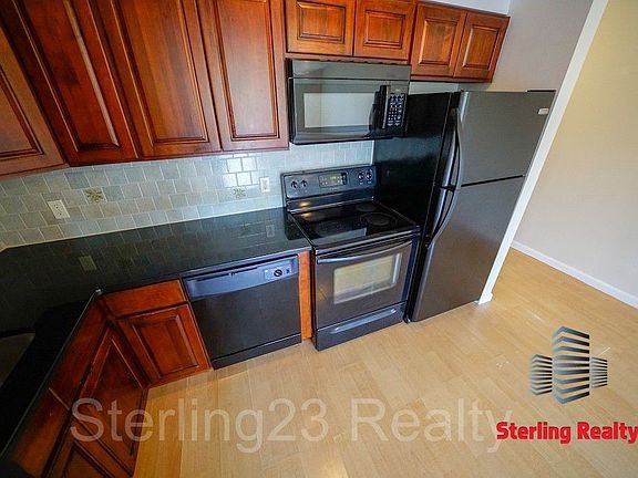 2nd image of 2716 12th St #5B