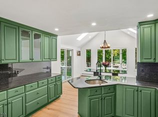 509 Ramapo Valley Rd, Oakland, NJ 07436