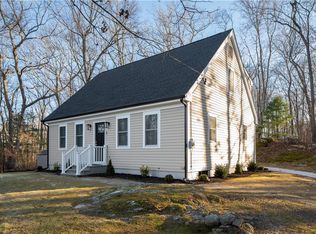 3 Brightman Hills Rd, Hope Valley, RI 02832