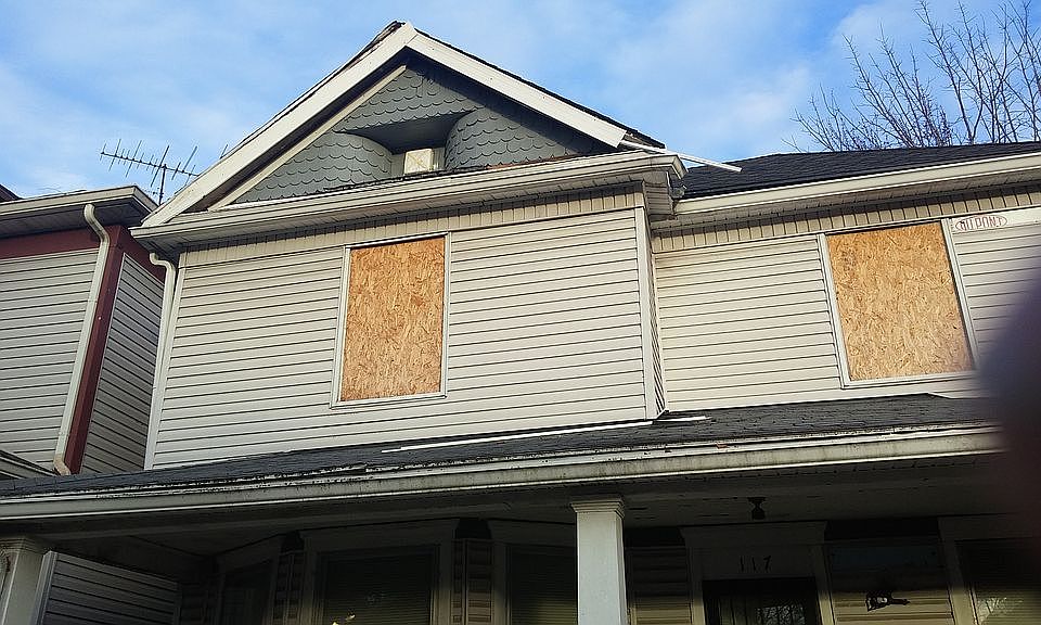 1st image of 117 E Hudson Ave
