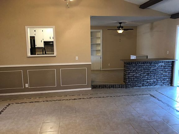 4th image of 3324 Chatterton Dr