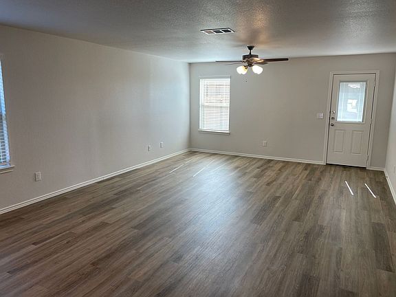 5th image of 18639 Scarlet Meadow Ln