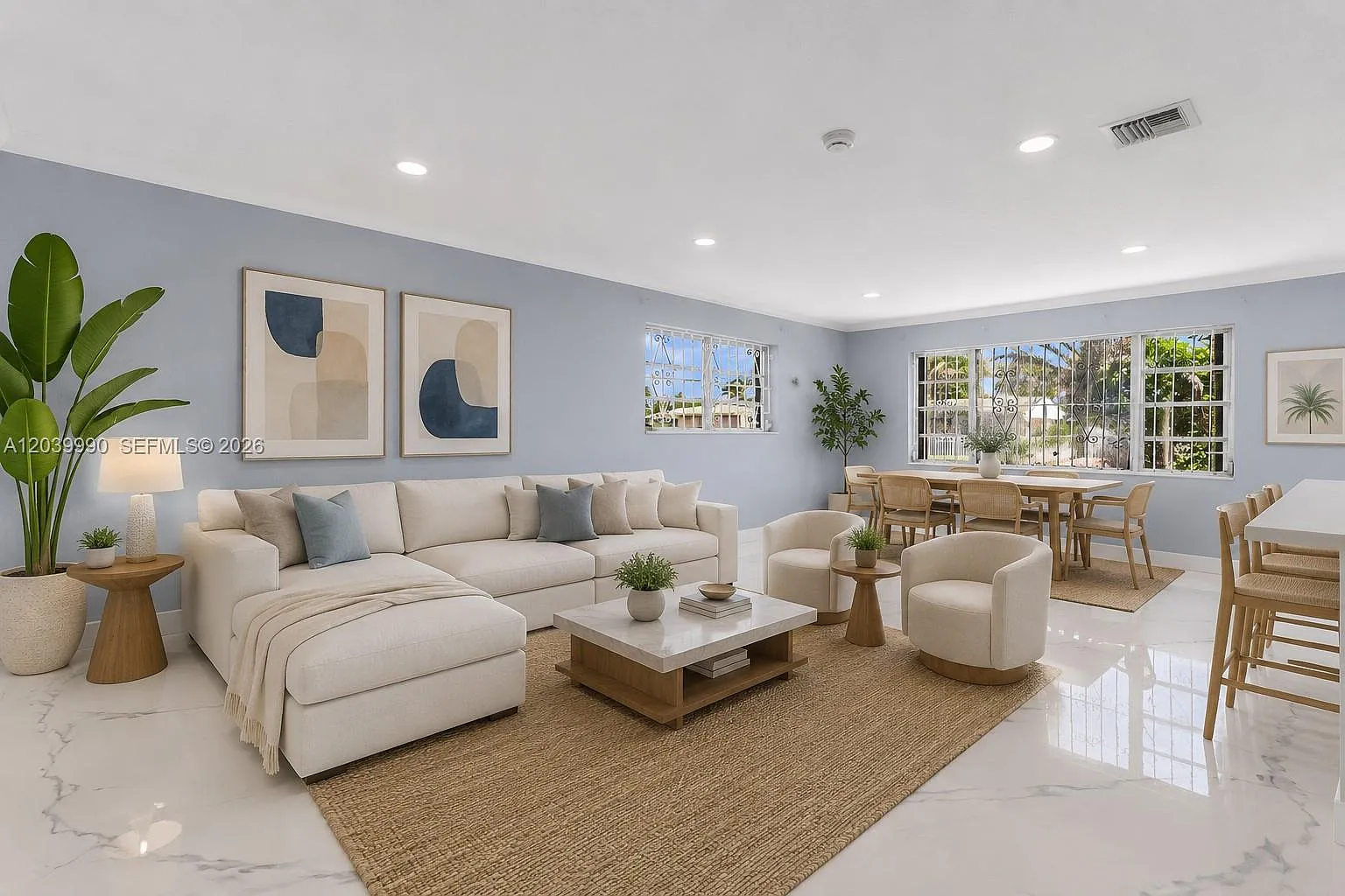 4 bed, 2.0 bath, $4,000 — Photo 1