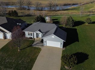 806 24th Ave NW, Austin, MN 55912