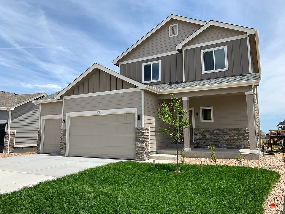 2nd image of 1098 S Saddleback Dr
