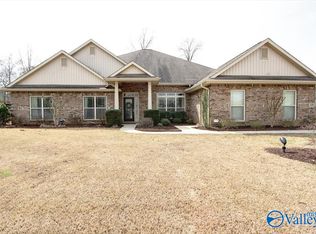 201 Maplebrook Dr, Madison, AL 35756