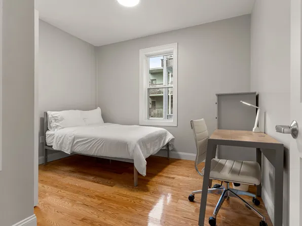 86 Marine Rd Floor 2, Boston, MA 02127