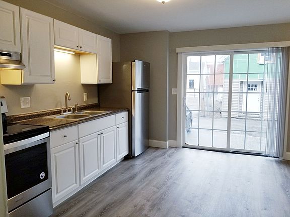 4th image of 64 South St #102