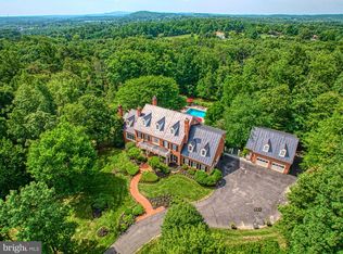 609 Hillview Pl SW, Leesburg, VA 20175