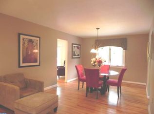 2412 Oakmere Rd, Wilmington, DE 19810