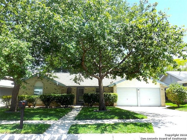 1st image of 7526 Leafy Hollow Ct